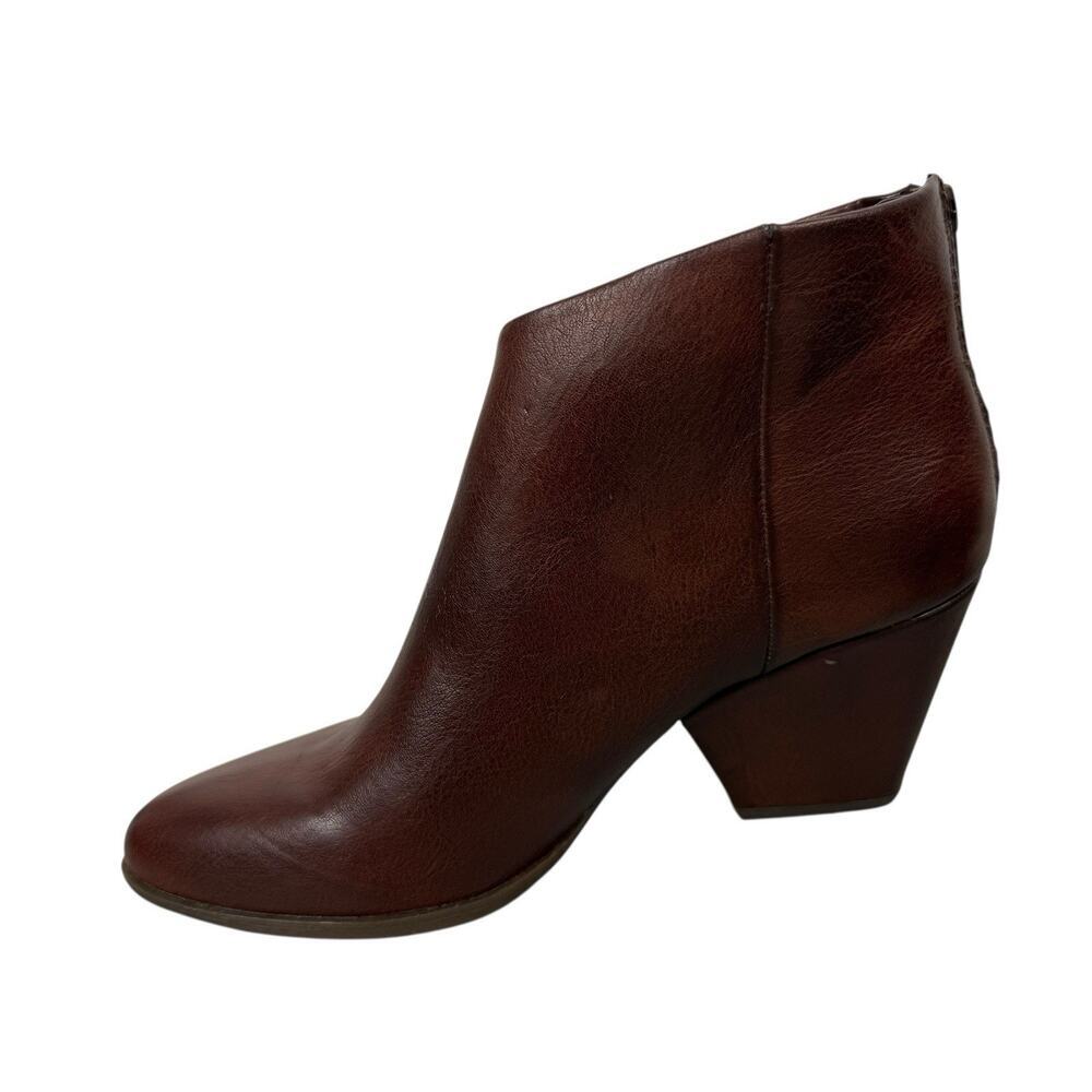 B.O.C. Born Boots Womens 6 Brown Cushioned Macey Zip Up Almond Toe Heeled Bootie - Picture 6 of 10